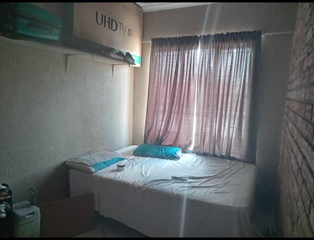 3 BEDROOM APARTMENT FOR SALE IN RUSTENBURG CENTRAL
